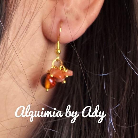 Alquimia Gold and Orange Elegant Amber and carnelian Earrings - Picture 1 of 1